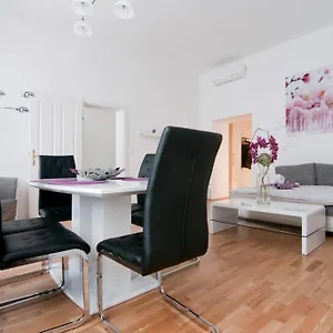 Center Apartamento